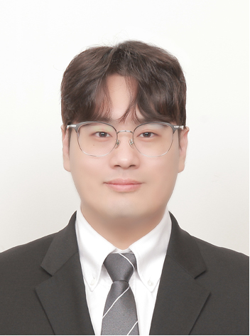 Sang Min Lee